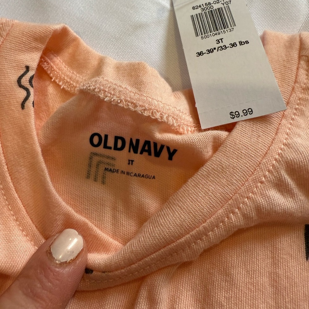 NWT Old Navy Peach T-Shirt size 3T